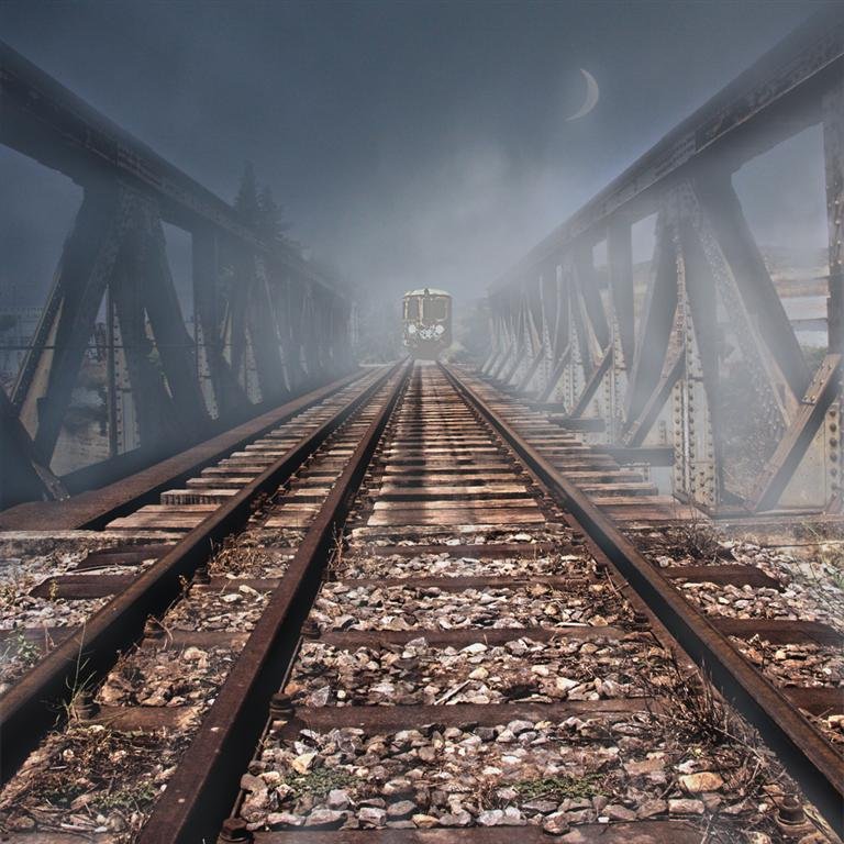 George Leontaras [Greece] - The fog train